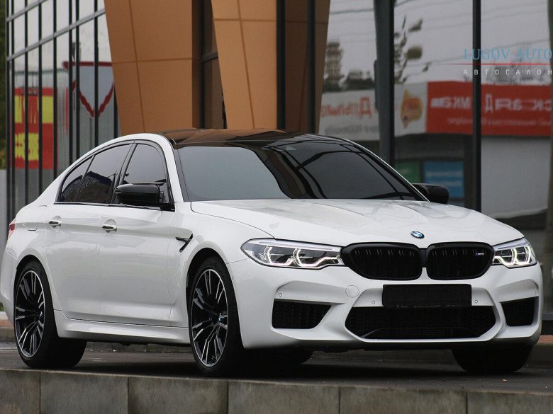 BMW m5 f90 White