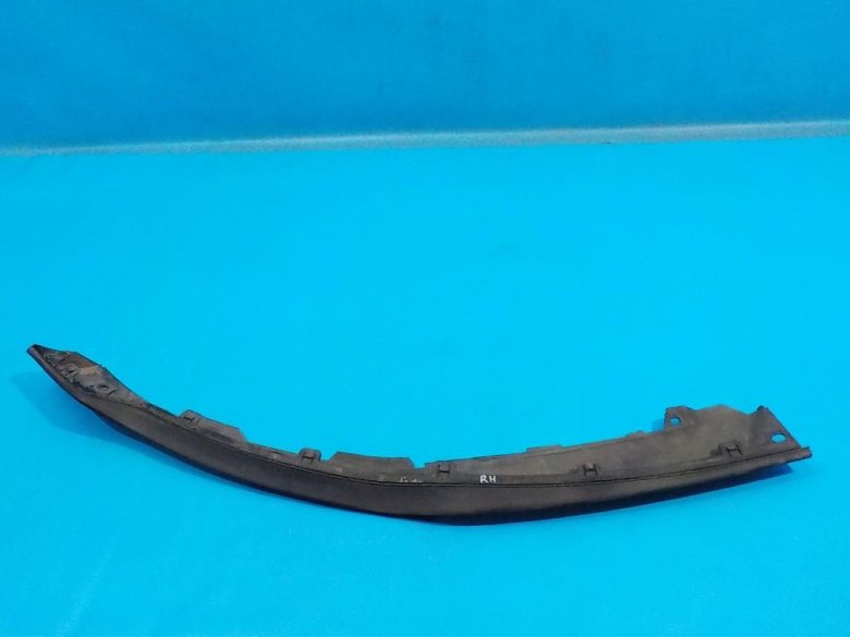 Юбка бампера переднего