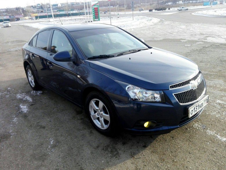 Шевроле Круз 2011 1.8