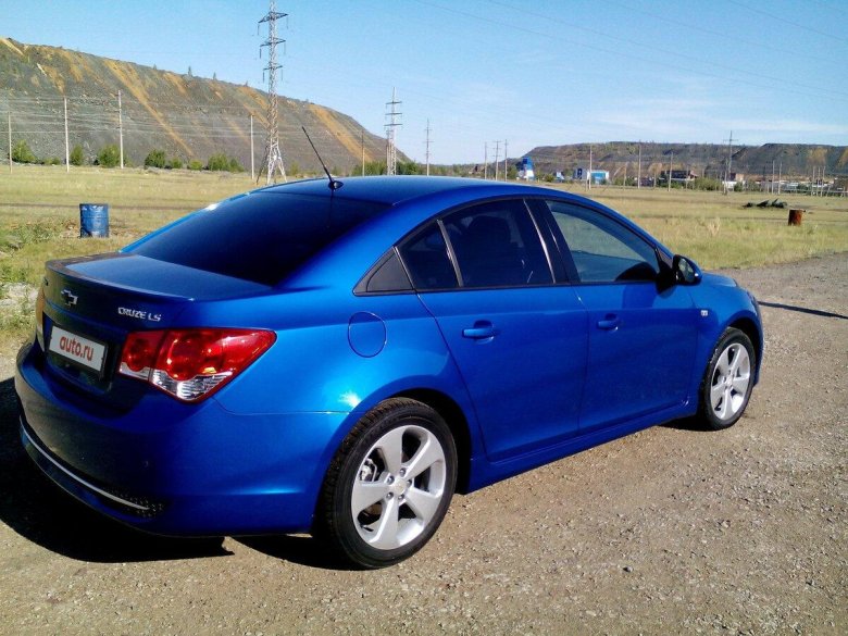 Chevrolet Cruze синий