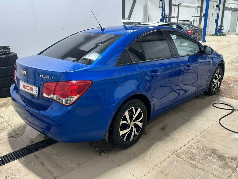 Chevrolet cruze 2011 1.8 механика