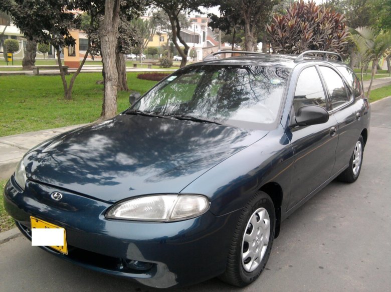 Hyundai Elantra 1998