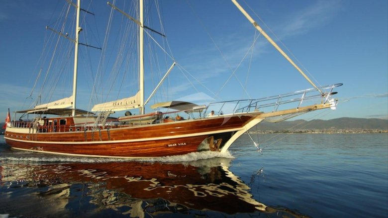 Яхта Лилу