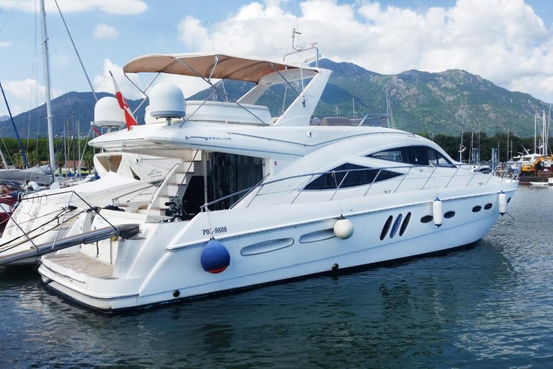 Fairline Squadron 65