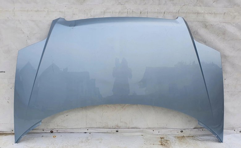 Капот мазда мпв