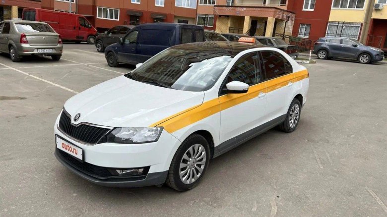 Такси Skoda Rapid
