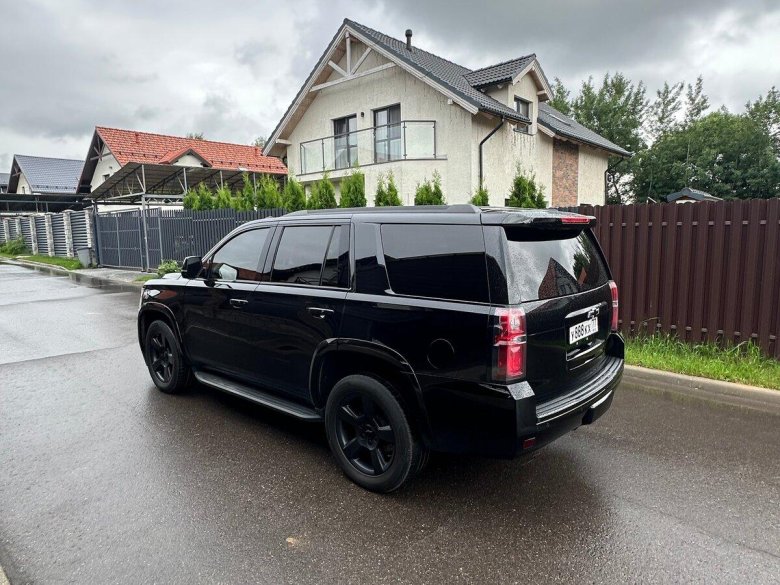 Chevrolet tahoe 2015 черный