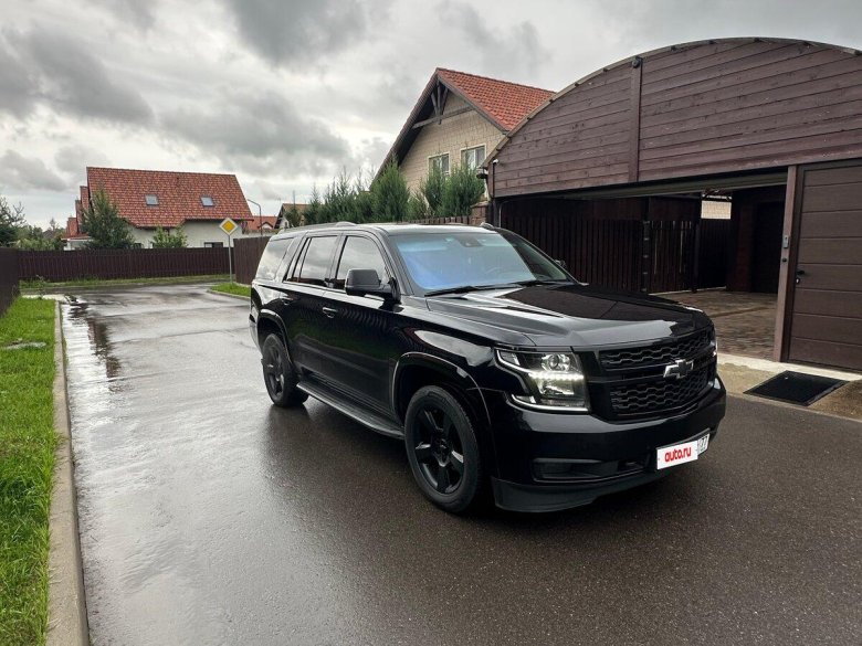 Chevrolet tahoe 2015 черный