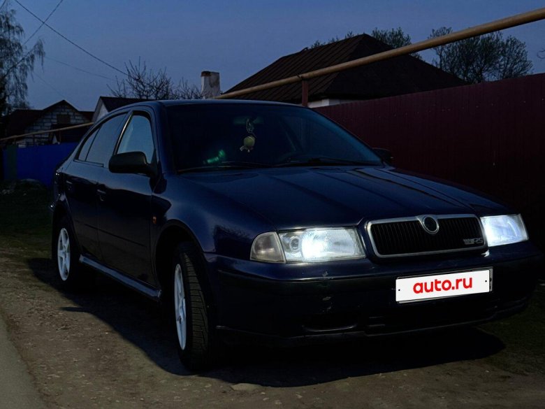 Шкода октавия старая модель 2000