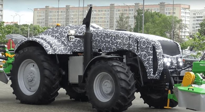 Беспилотный трактор мтз