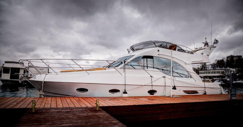 Galeon 390