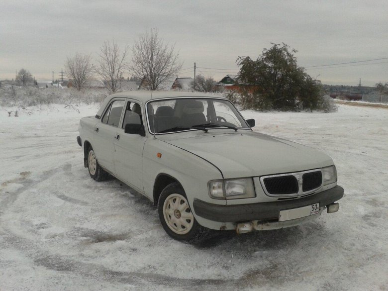 Волга ГАЗ 3110 белая