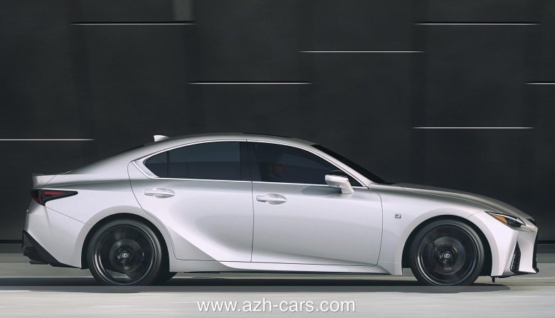 Лексус ИС 300 2021