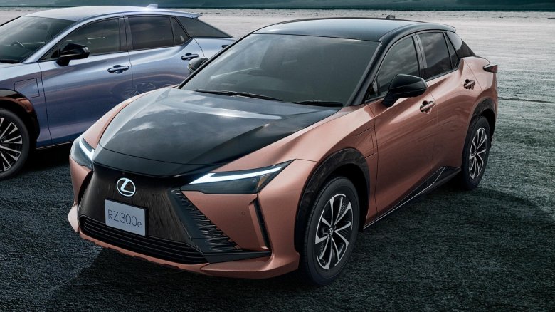 Lexus rz300e