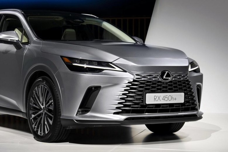 Lexus rx 450h 2023