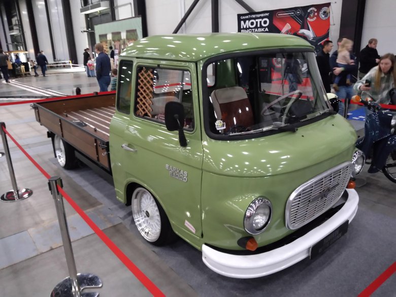 Barkas b1000