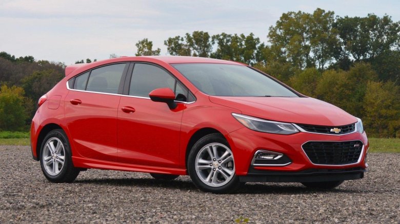 Chevrolet Cruze 2022 хэтчбек