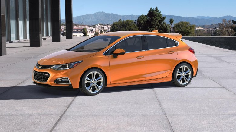 Chevrolet cruze 2017 хэтчбек