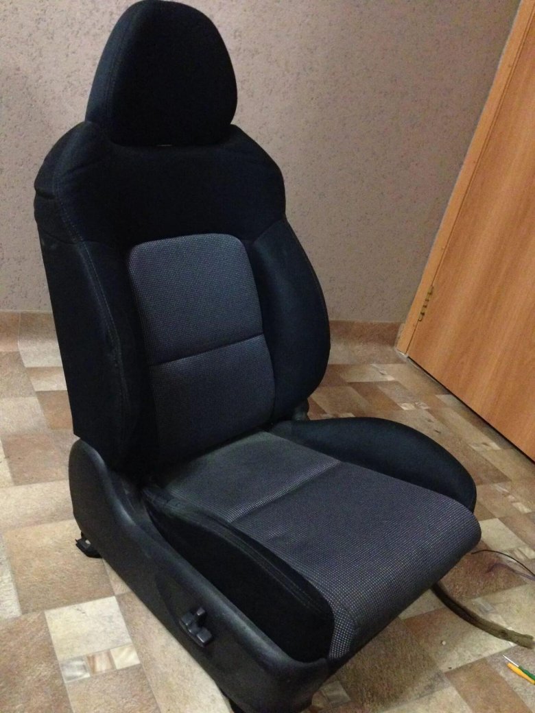 Сиденья Субару Легаси bp5