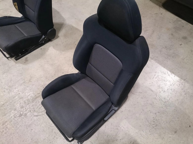 Сиденья Легаси