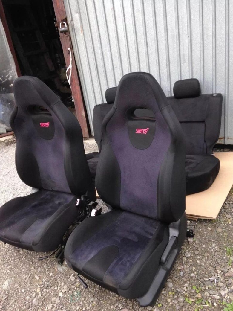 Сиденья Субару Форестер sg5