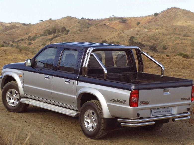 Mazda b2500