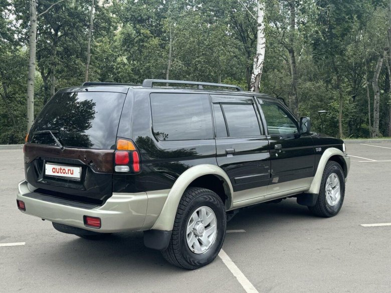 Mitsubishi pajero sport 1997