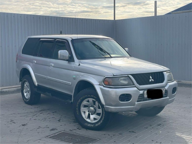 Mitsubishi pajero sport 2002