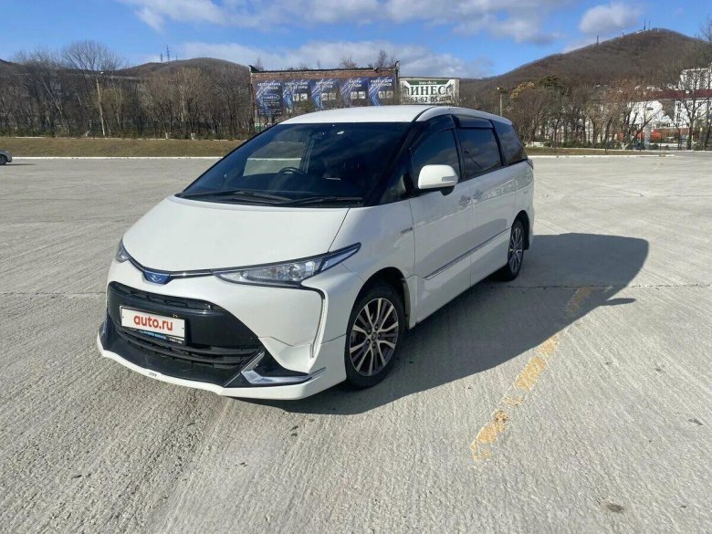 Тойота эстима гибрид 2017