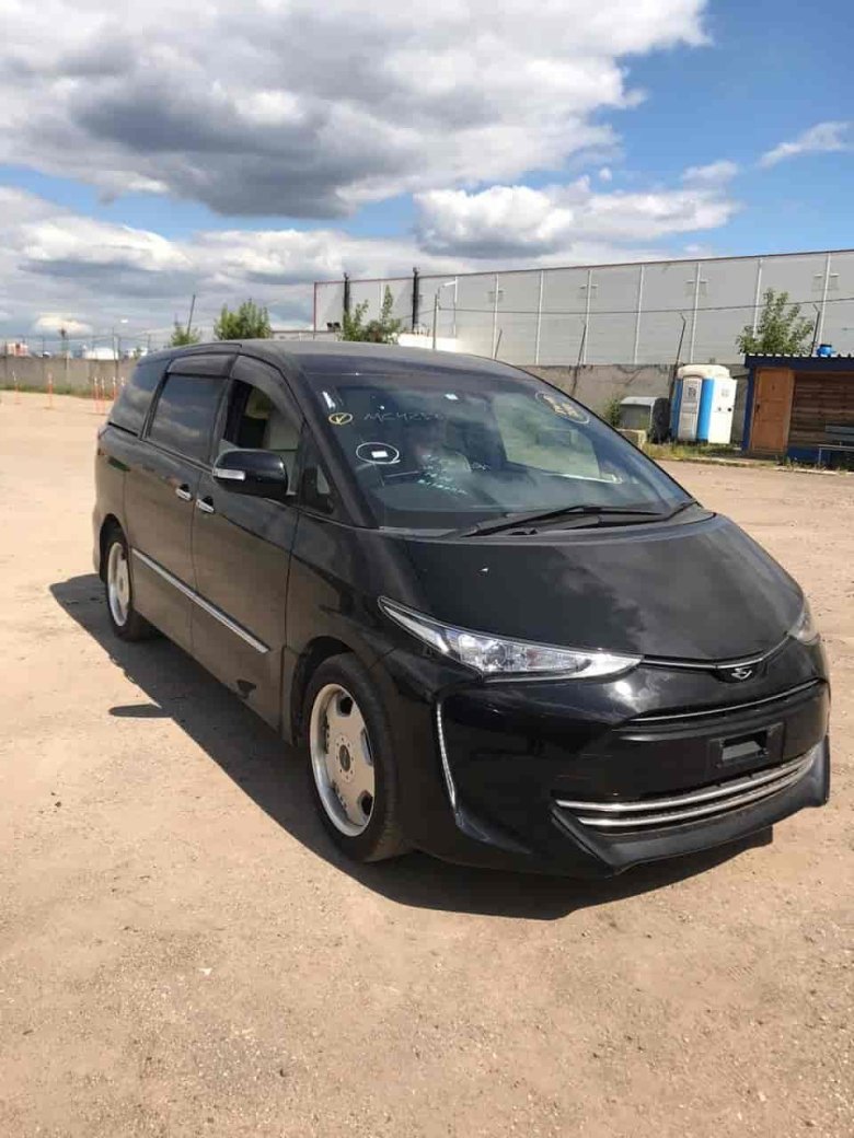 Тойота эстима 2017