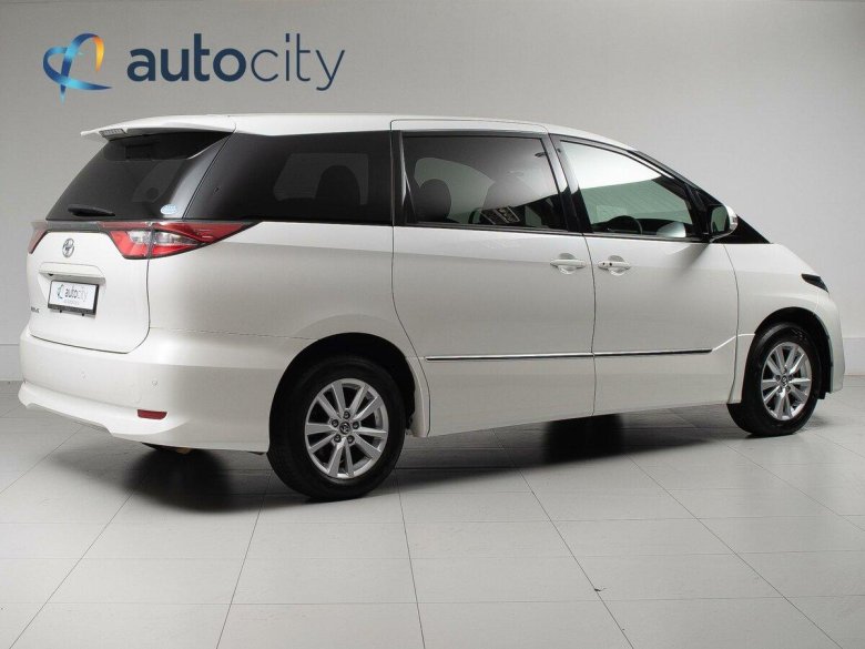 Тойота эстима 3 поколения рестайлинг