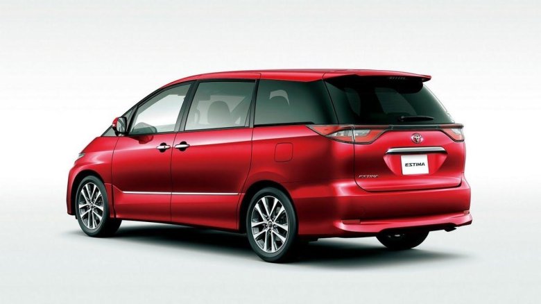 Минивэн Тойота Эстима