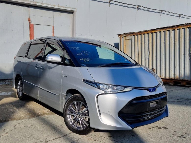 Toyota Estima Hybrid 2018