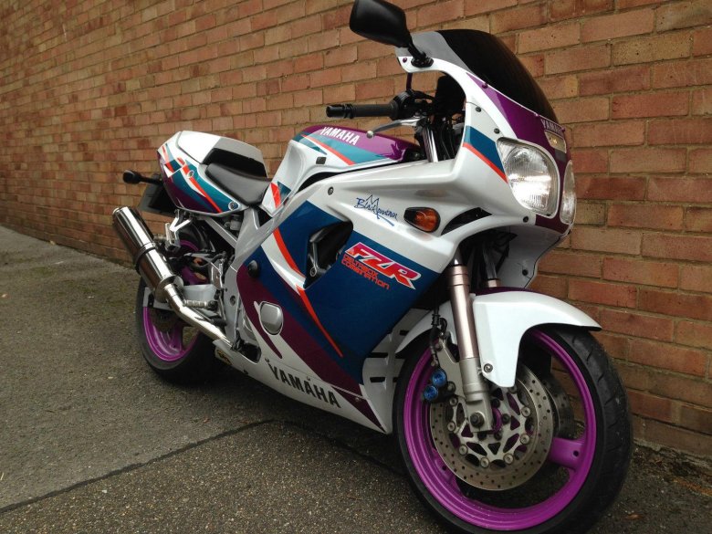 Yamaha fzr600r