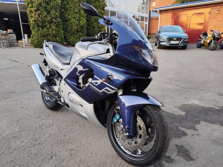 Ямаха 49 кубов с водяным охлаждением