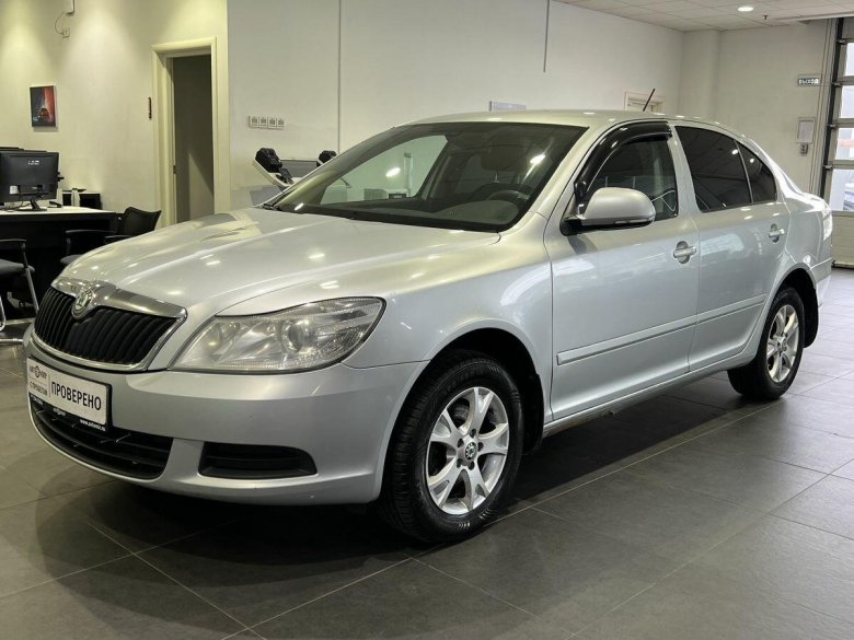 Шкода октавия 2014 серебристый