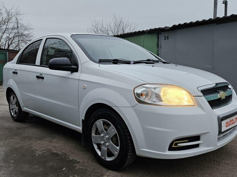 Шевроле авео 2011 белая седан