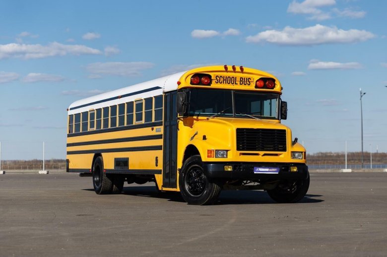 Американский автобус