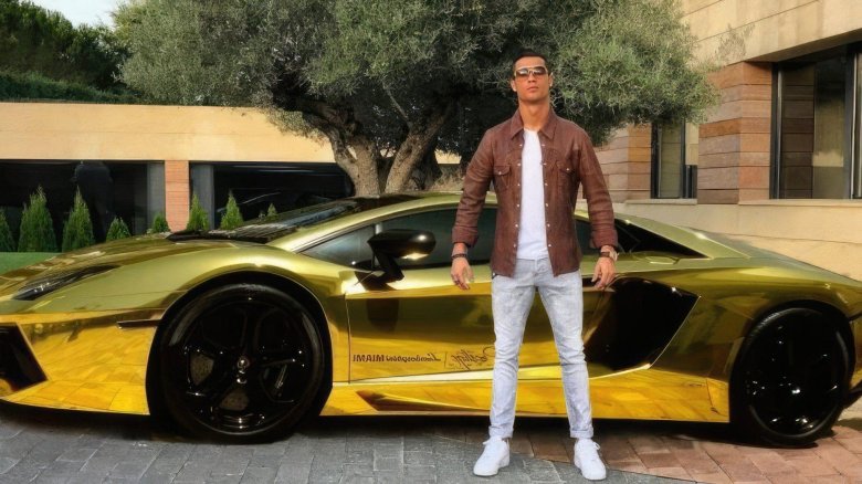 Машина Кристиано Роналдо