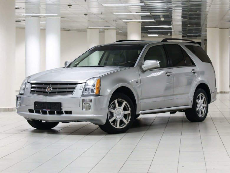 Cadillac SRX 1 поколение