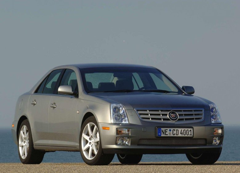 Кадиллак STS 2005