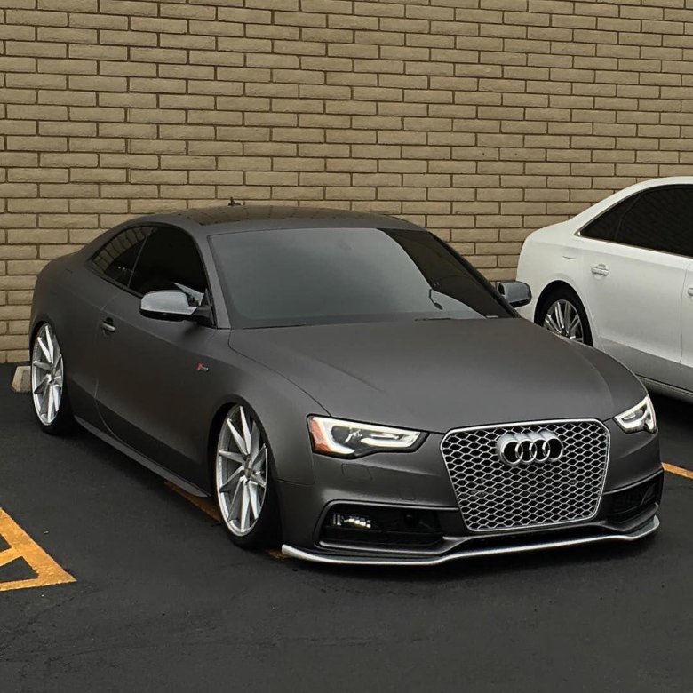 Ауди s5 черная матовая