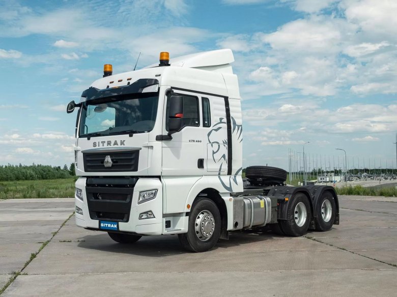 Тягач sitrak