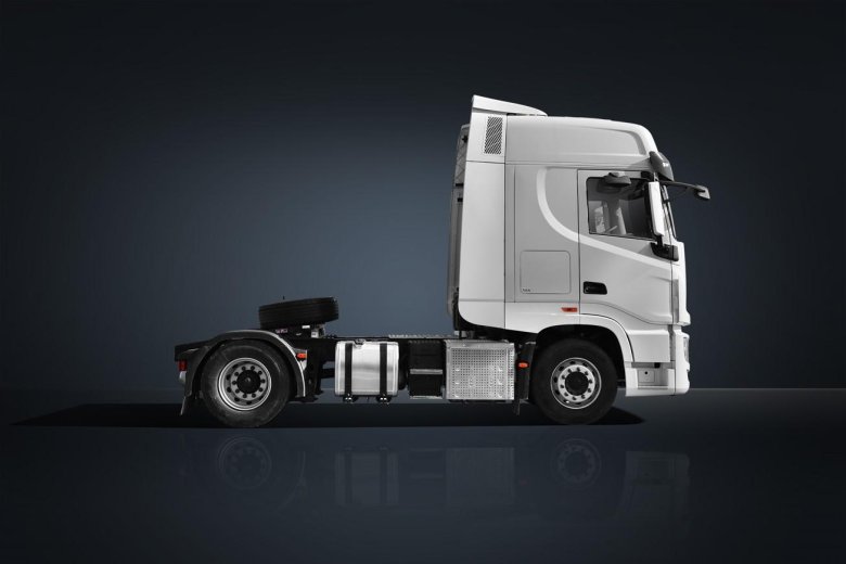 Тягач GX 4x2 dfh4180