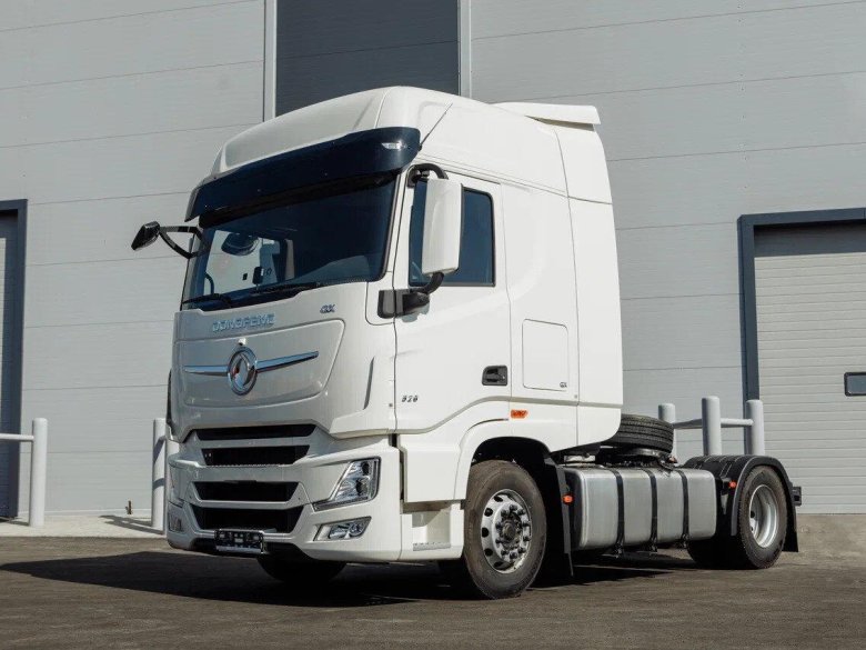 Dongfeng седельный тягач