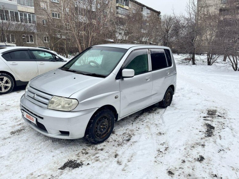 Митсубиси мираж динго 2001