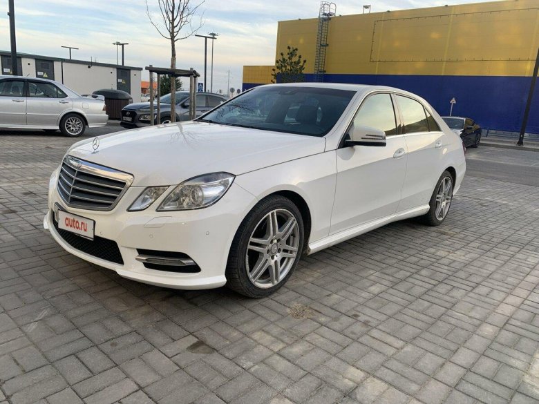 Мерседес е 300 2012