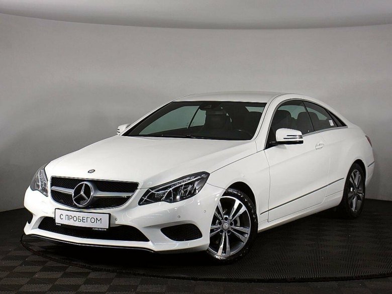 Мерседес белый 2012