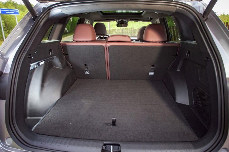 Габариты багажника в Geely Monjaro