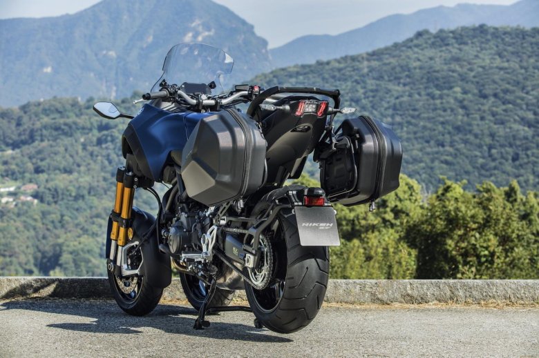 Мотоцикл Niken